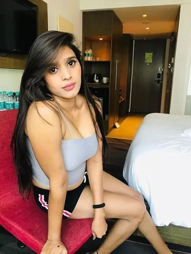 कॉल गर्ल्स सर्विस  श्रीनिवासपुर